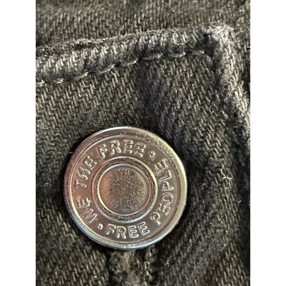 NWT Free People Maggie Mid-Rise Straight-Leg Jeans Black Wash Size 26 Distressed - Picture 15 of 16
